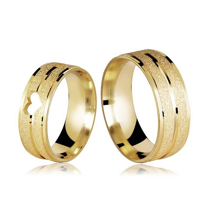 Alianças em ouro 18k 15g, 7mm, Diamantada, Coração Vazado na Feminina